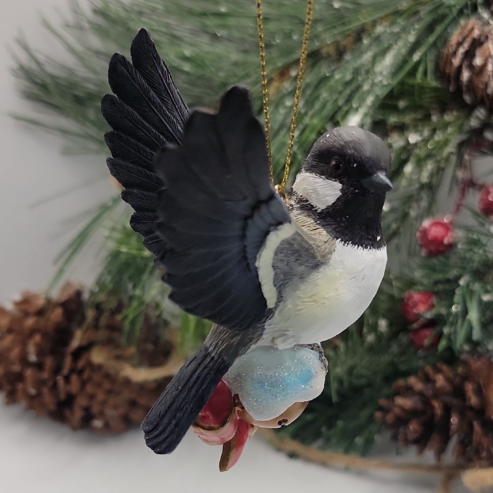 Danbury Mint Christmas Songbird Ornament Chickadee Retired